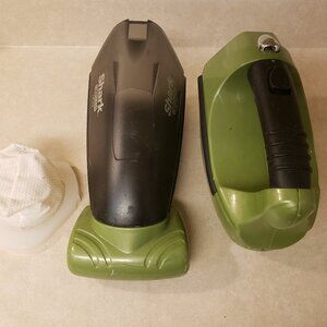 Shark Handheld Vacuum 14.4VDC Green/Black